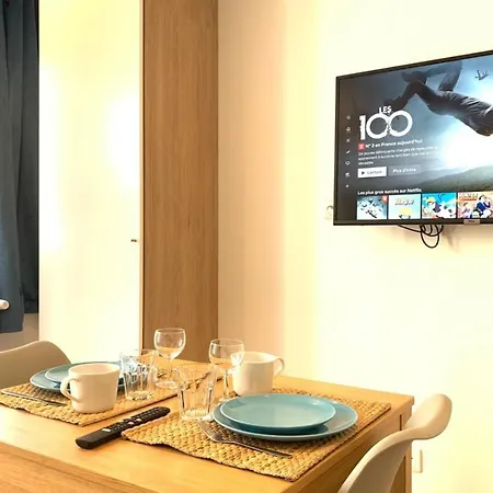 Apartment M2 Cosy Studio Rer Bc500m Orly 20 Min Netflix *